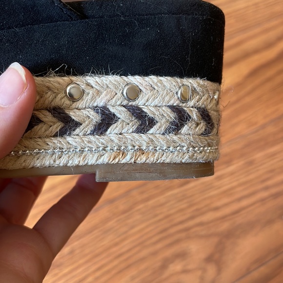 Wedges - Picture 4 of 5